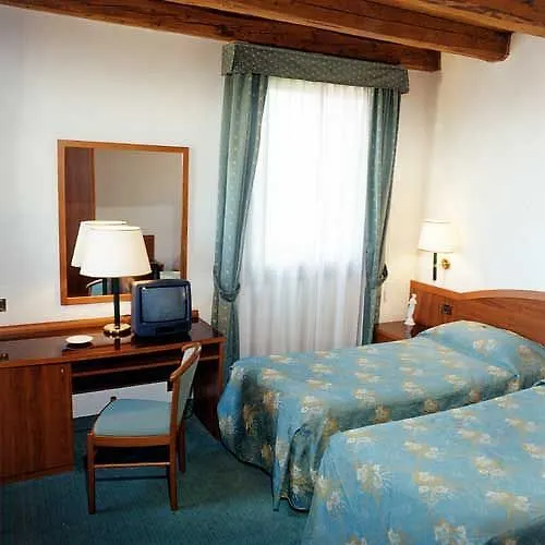 Hotel Villa Altura Ospedaletto Euganeo